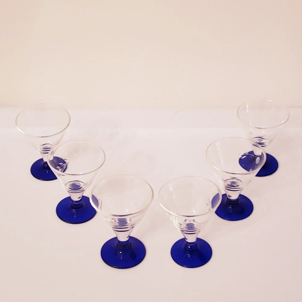 Vintage Set of 6 Shot glasses with blue base